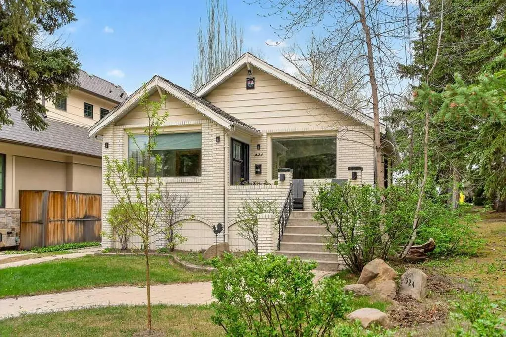924 7a Street NW Calgary AB T2M 3H2