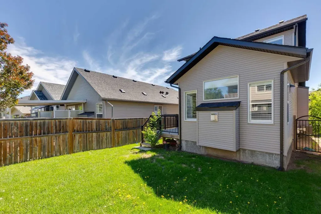 53 Sage Valley Circle NW Calgary AB T3R 0E8