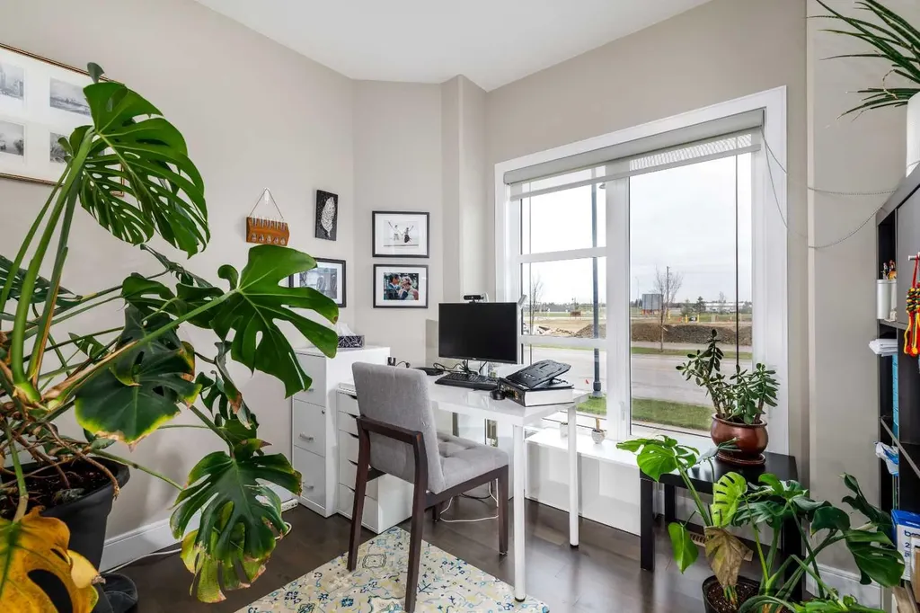 475 Townsend Street Red Deer AB T4P 0Y5