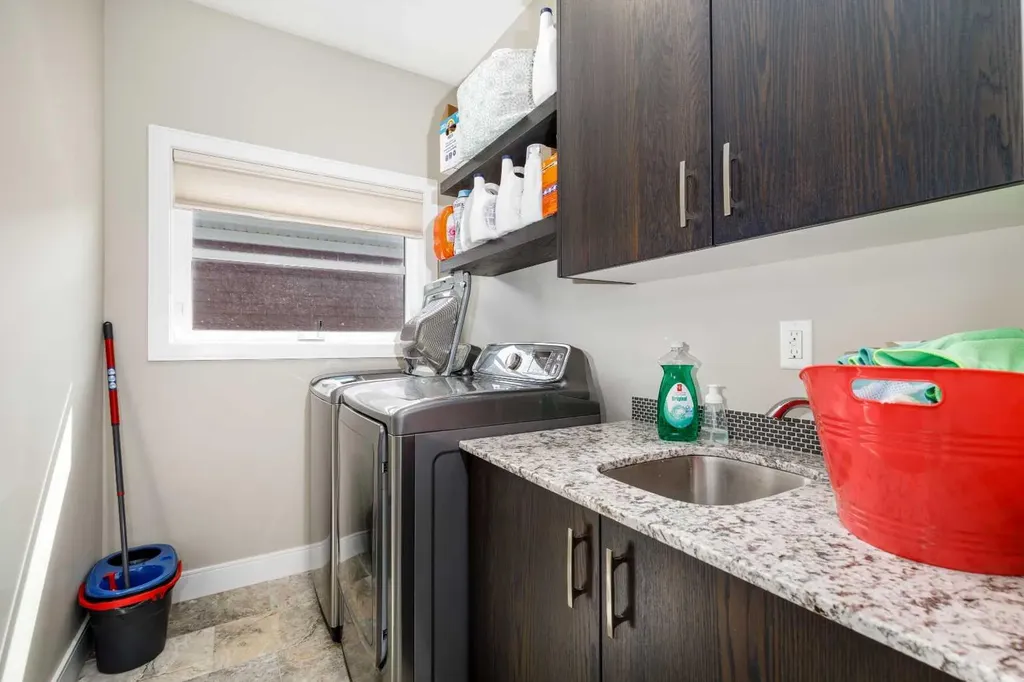 475 Townsend Street Red Deer AB T4P 0Y5