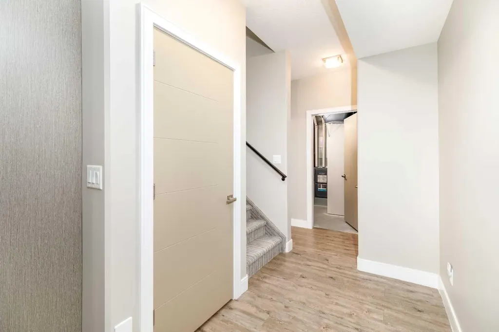 475 Townsend Street Red Deer AB T4P 0Y5