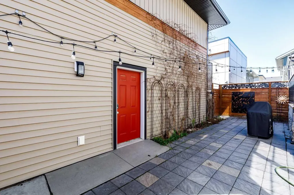 475 Townsend Street Red Deer AB T4P 0Y5