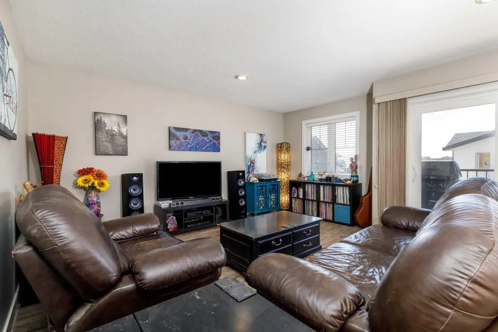 475 Townsend Street Red Deer AB T4P 0Y5