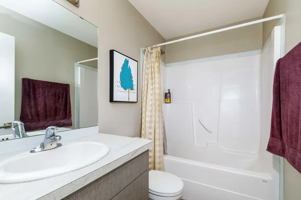 475 Townsend Street Red Deer AB T4P 0Y5