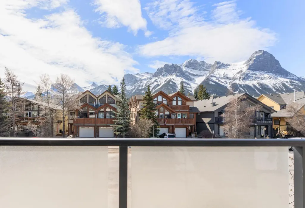 826 7th Street Canmore AB T1W 2C8