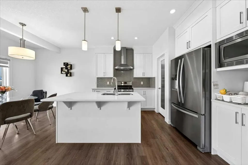 44 Saddlestone Way NE Calgary AB T3J2C9