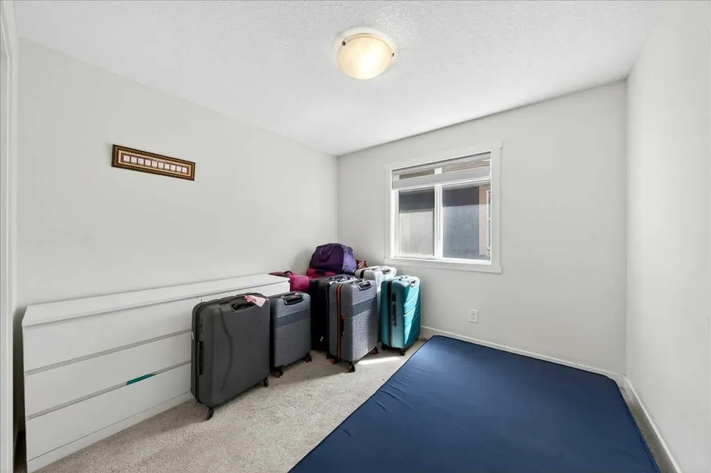 44 Saddlestone Way NE Calgary AB T3J2C9