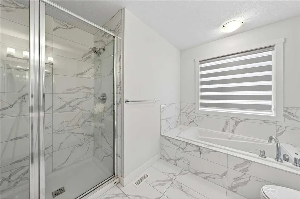44 Saddlestone Way NE Calgary AB T3J2C9