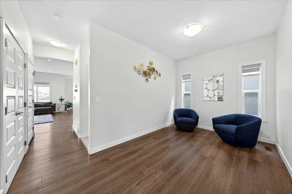 44 Saddlestone Way NE Calgary AB T3J2C9