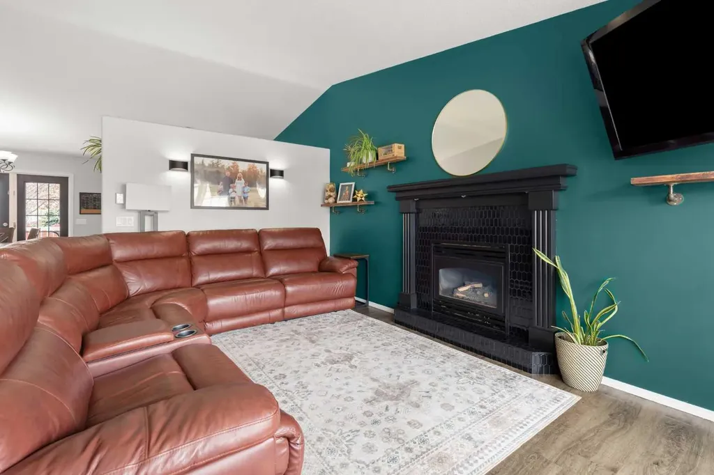 453 Stark Way SE Medicine Hat AB T1B4N1