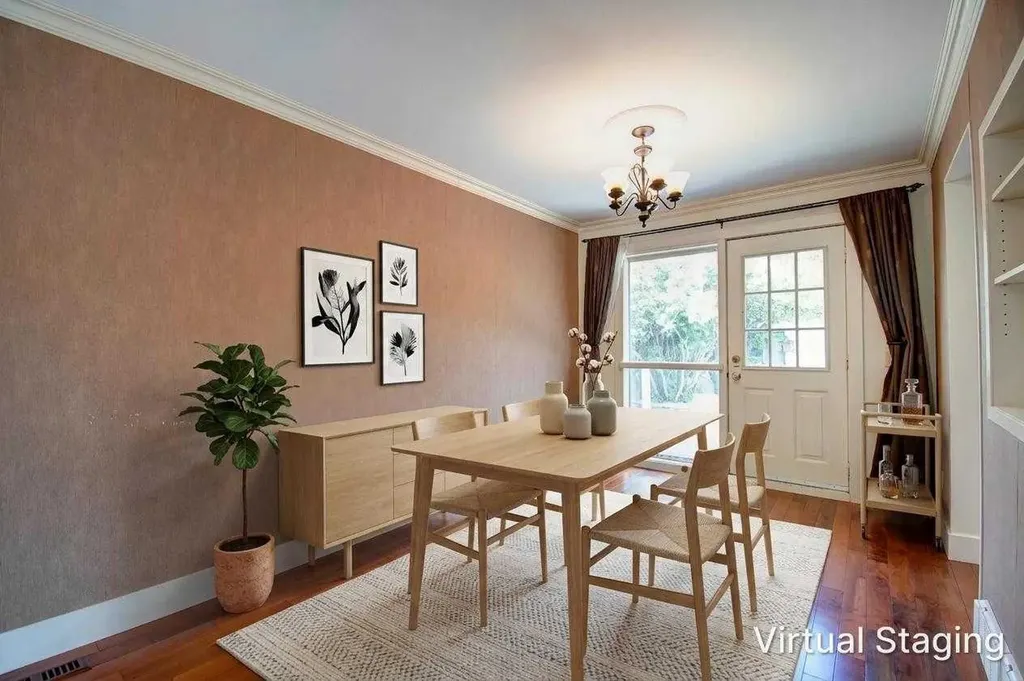 294 Southampton Drive SW Calgary AB T2W 0V8
