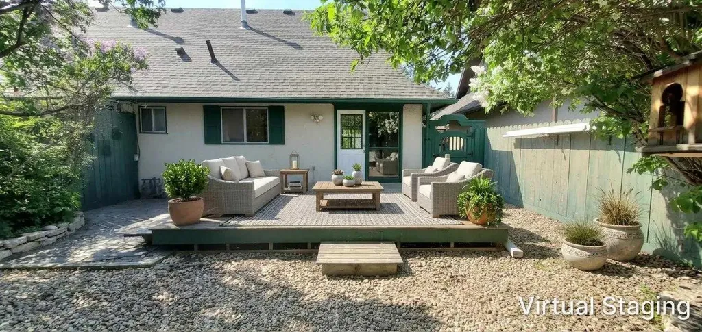 294 Southampton Drive SW Calgary AB T2W 0V8