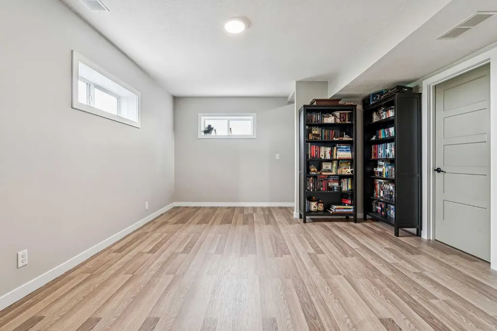 251045 Range Road 244 Rural Wheatland County AB T1P 0M2