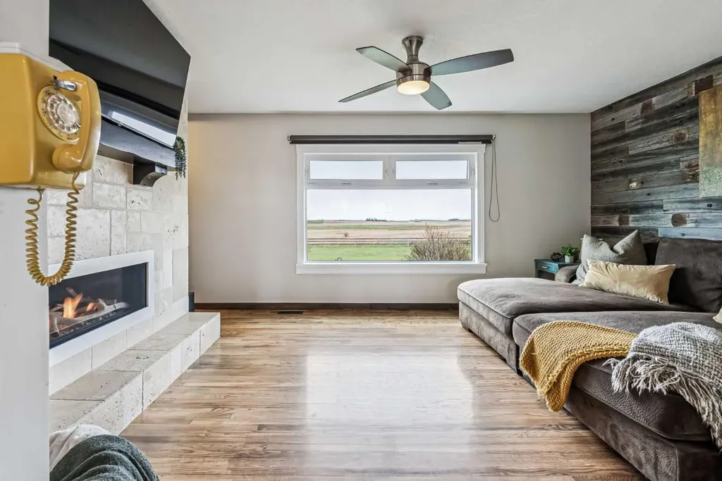 251045 Range Road 244 Rural Wheatland County AB T1P 0M2