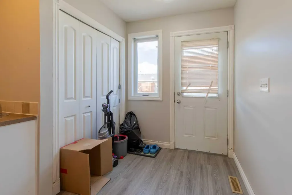 311 Barons Street Nobleford AB T0L1S0