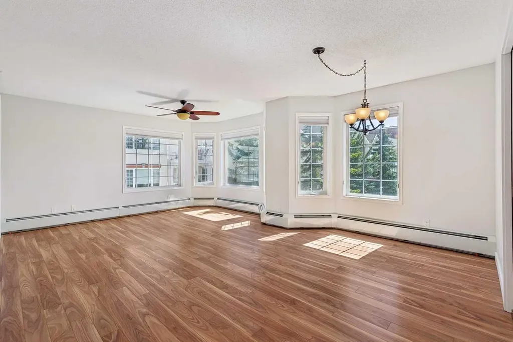 1213 Sienna Park Green SW Calgary AB T3H 3N7