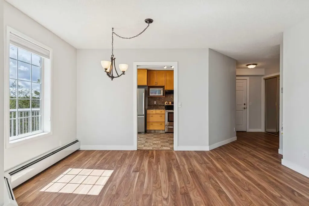 1213 Sienna Park Green SW Calgary AB T3H 3N7