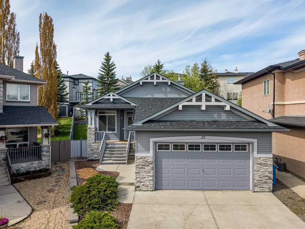 25 Panamount Green NW Calgary AB T3K 5R6