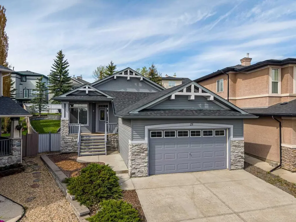 25 Panamount Green NW Calgary AB T3K 5R6
