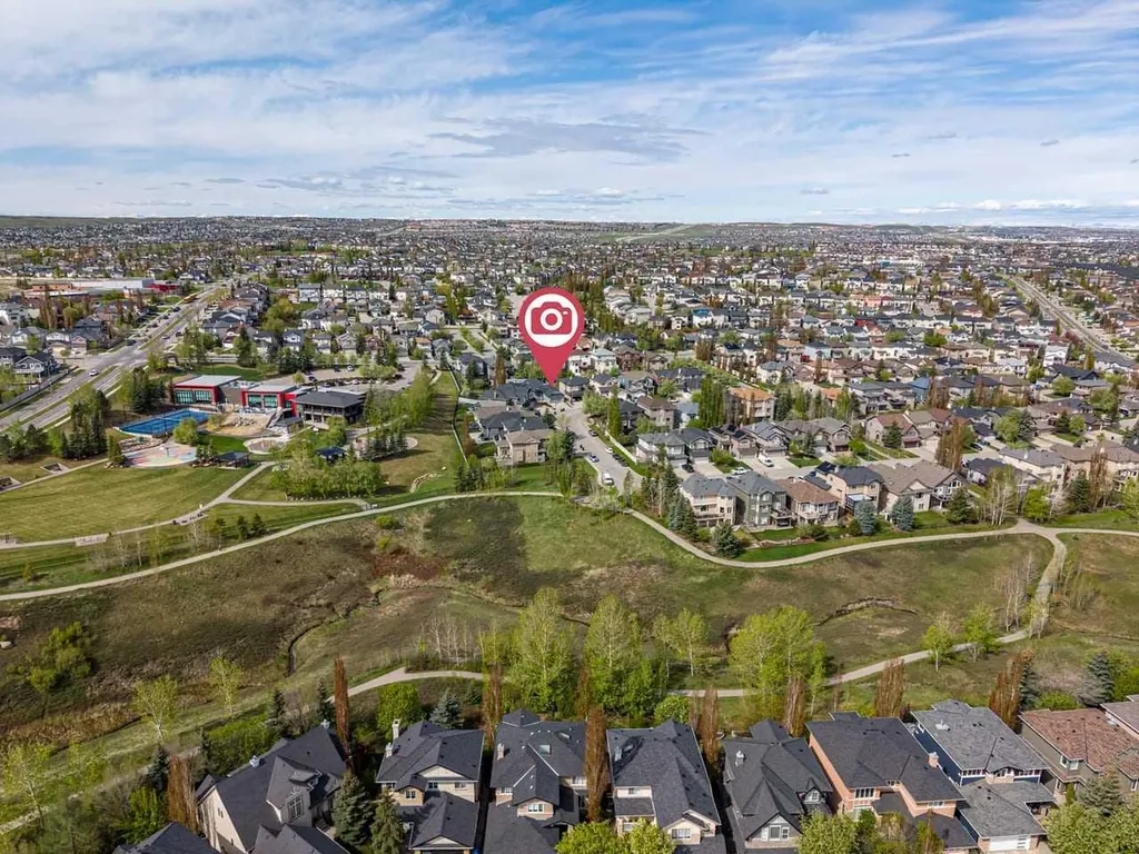 25 Panamount Green NW Calgary AB T3K 5R6