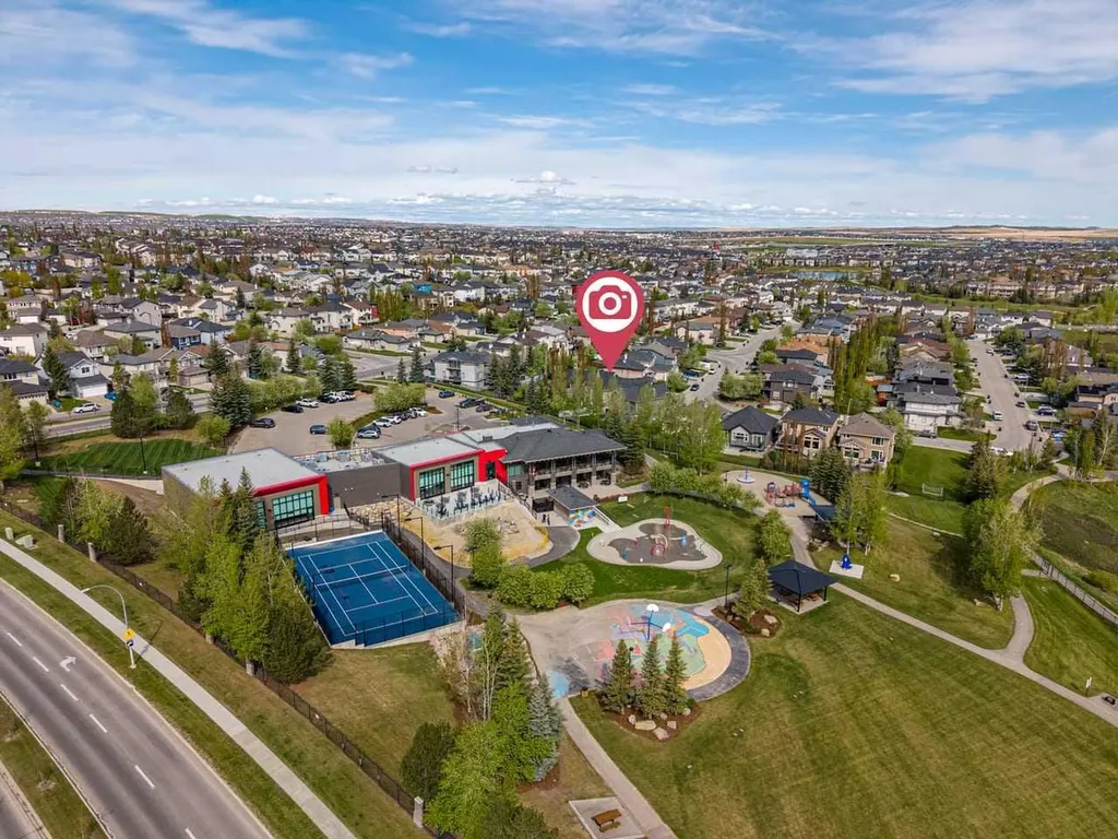 25 Panamount Green NW Calgary AB T3K 5R6