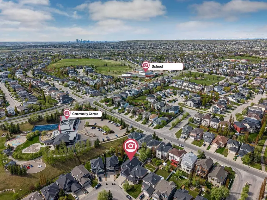 25 Panamount Green NW Calgary AB T3K 5R6