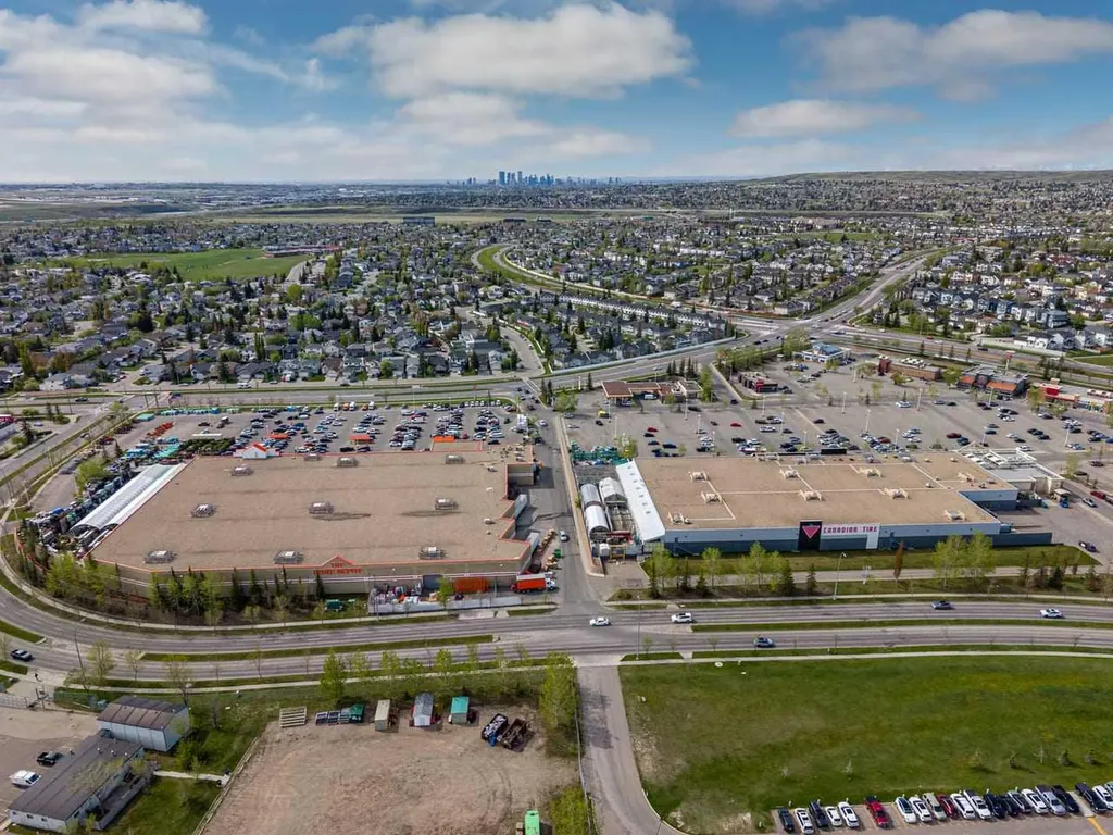 25 Panamount Green NW Calgary AB T3K 5R6