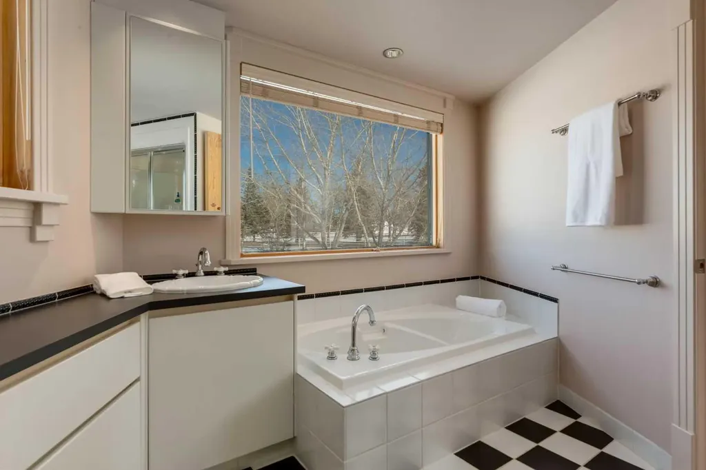 280203 Township Road 235a Rural Rocky View County AB T1X 2C6
