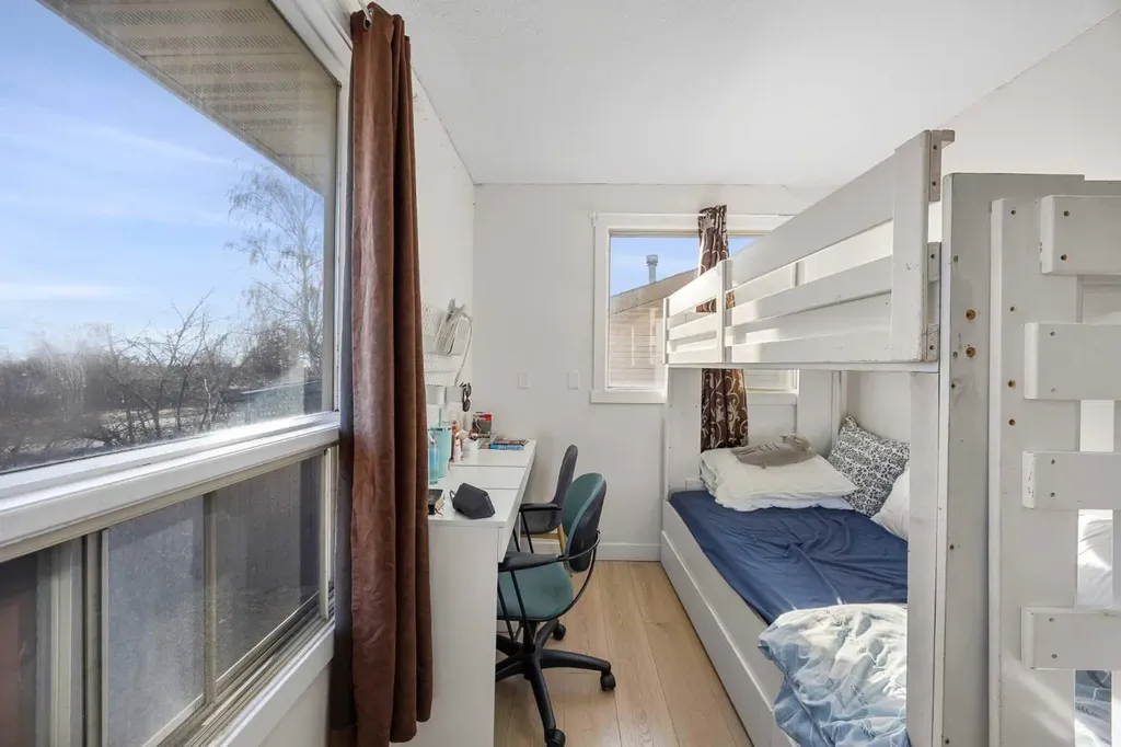 123 Radley Place SE Calgary AB t2a5x5