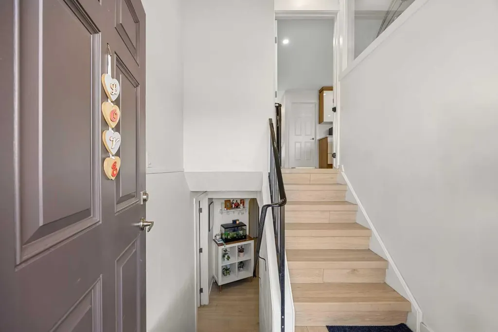 123 Radley Place SE Calgary AB t2a5x5