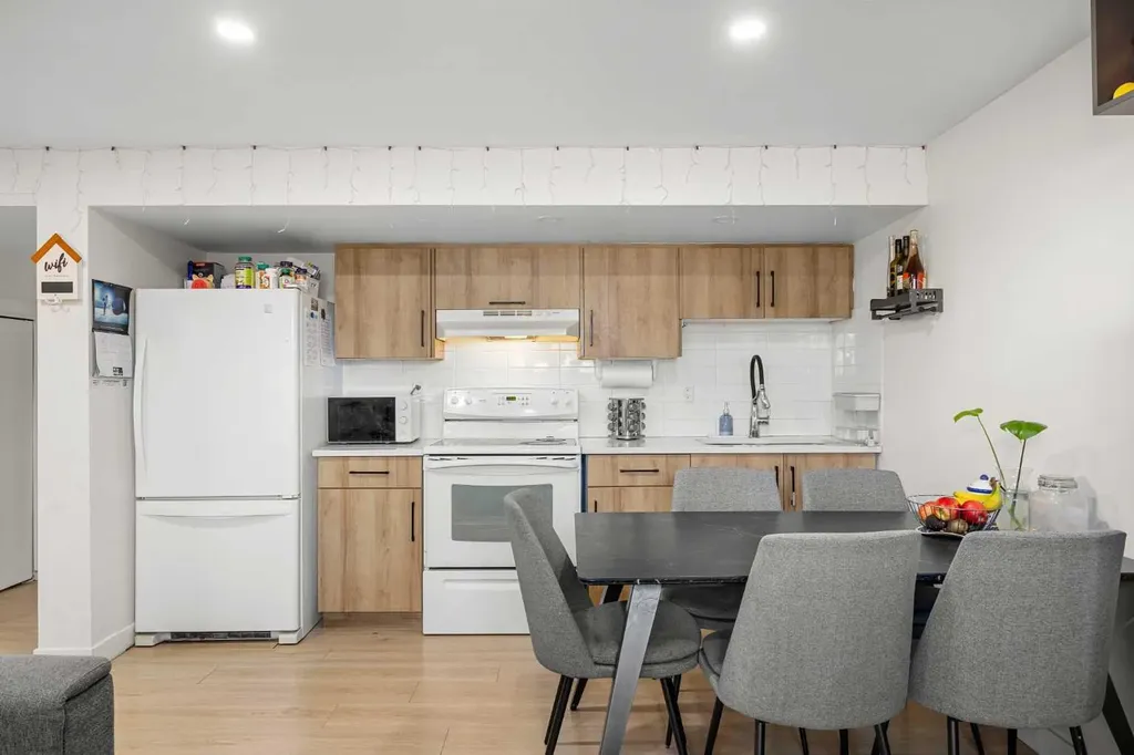 123 Radley Place SE Calgary AB t2a5x5