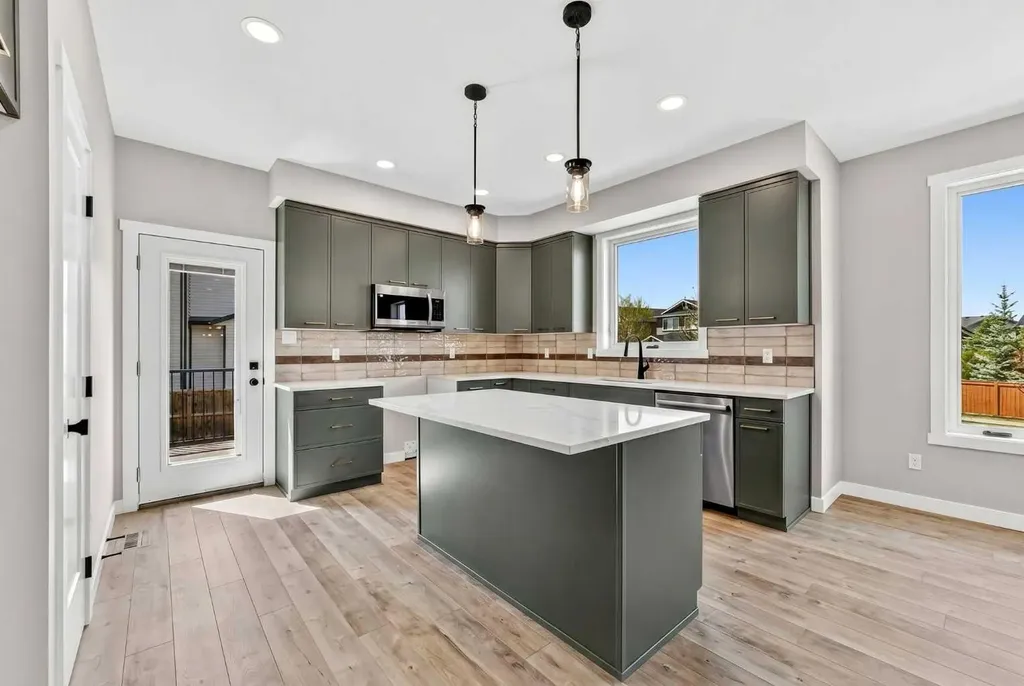 74 Riverpark Boulevard W Lethbridge AB T1K 5X4