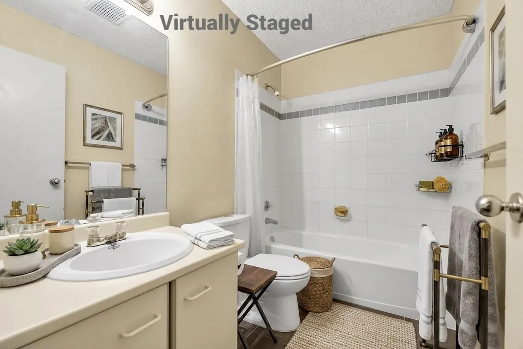 1332 Edenwold Heights NW Calgary AB T3A 3T5
