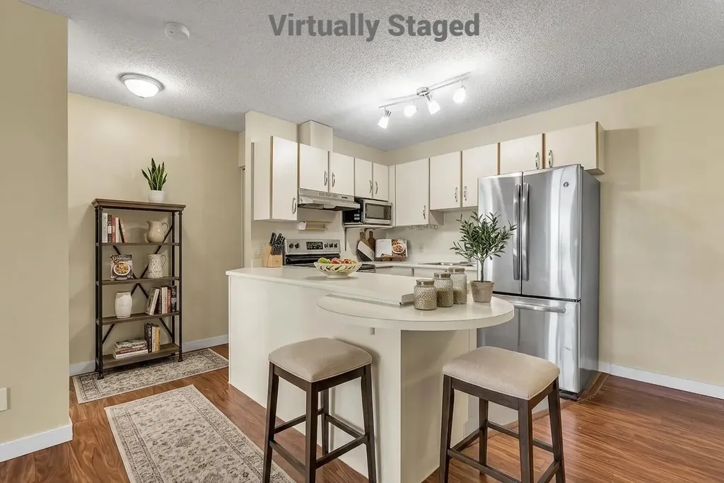 1332 Edenwold Heights NW Calgary AB T3A 3T5