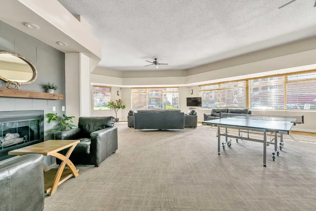 1332 Edenwold Heights NW Calgary AB T3A 3T5