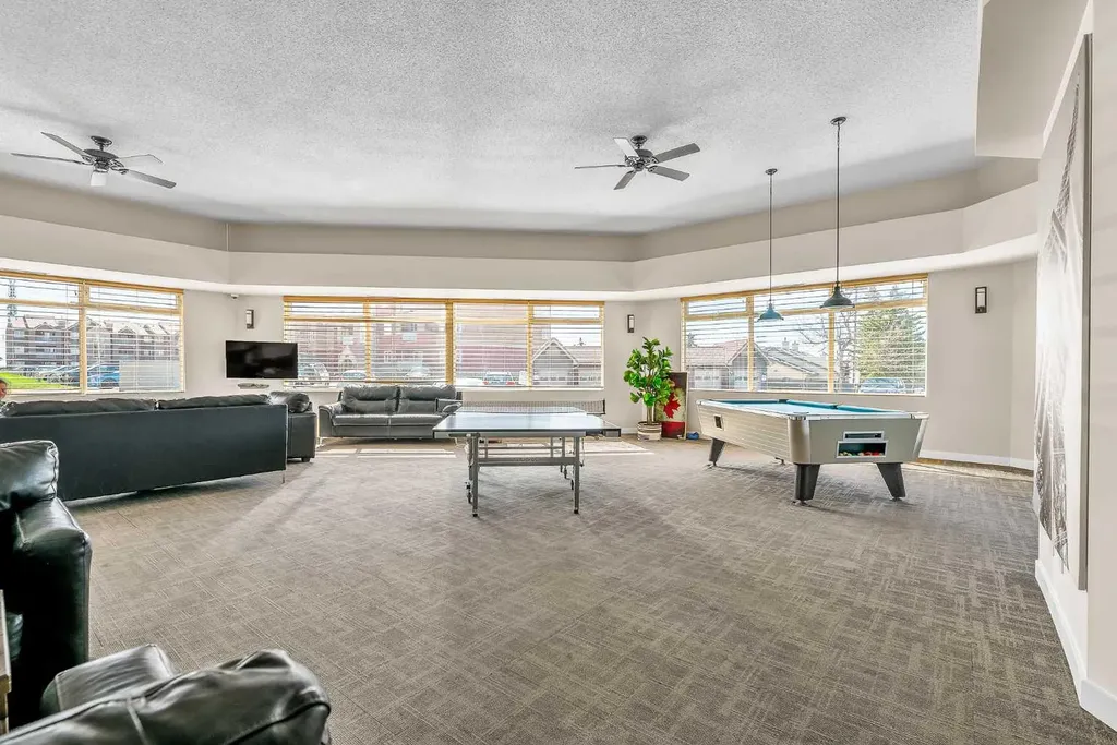 1332 Edenwold Heights NW Calgary AB T3A 3T5