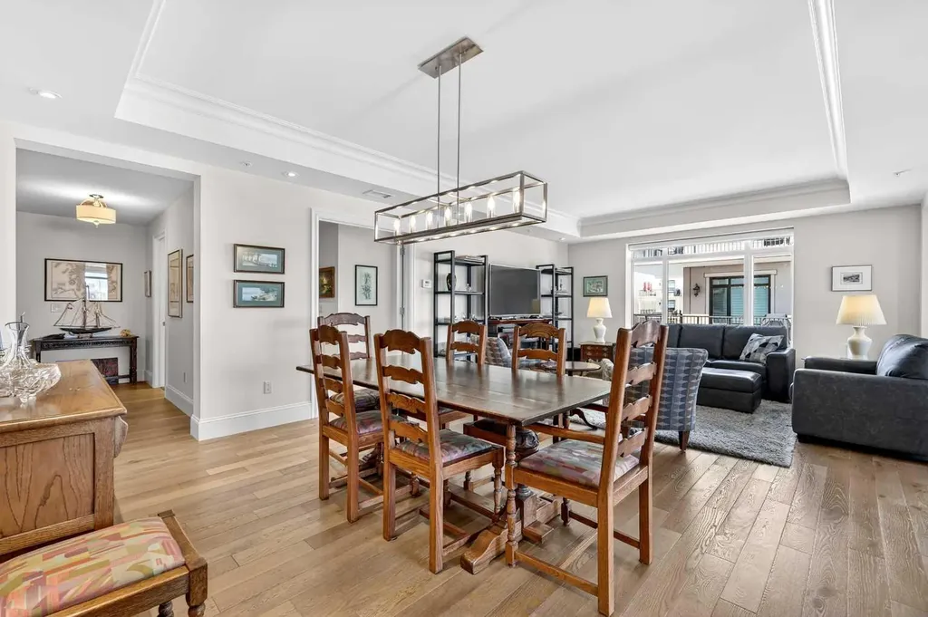 211 Quarry Way SE Calgary AB T2C 5M6