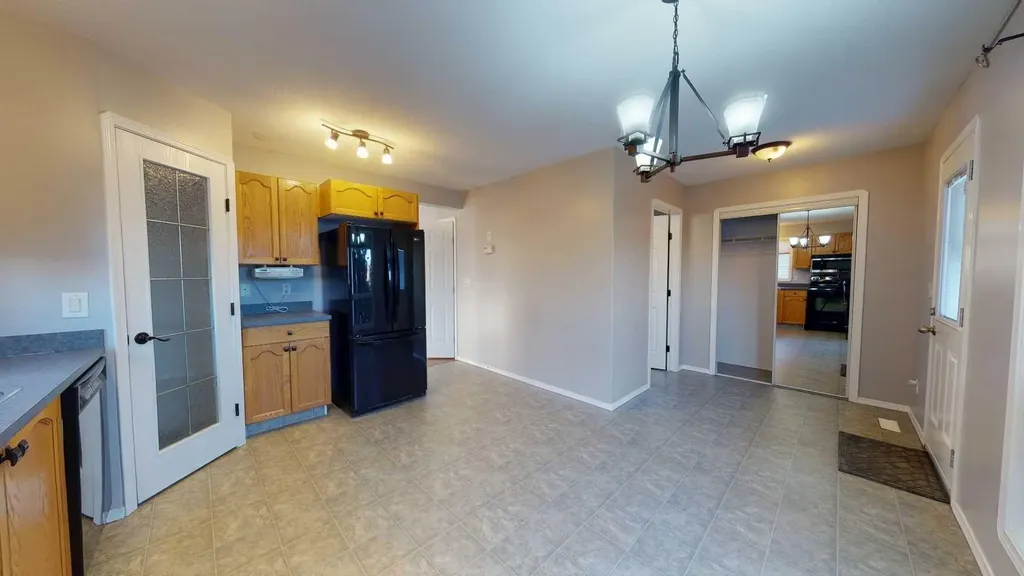 158 Pinnacle Drive Grande Prairie AB T8W 2Z3