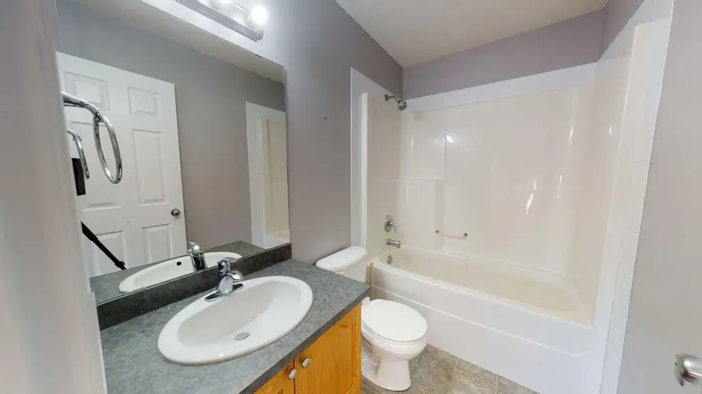 158 Pinnacle Drive Grande Prairie AB T8W 2Z3