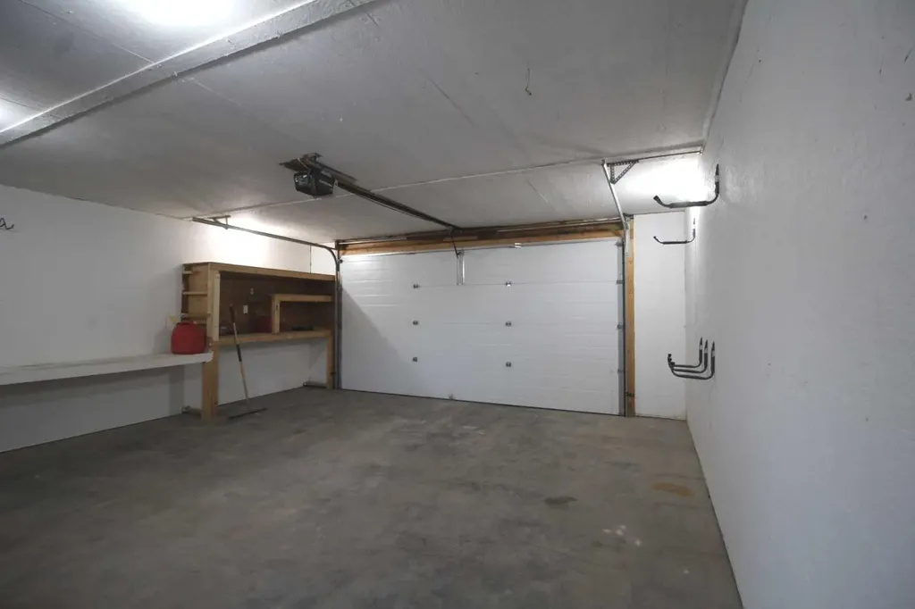 158 Pinnacle Drive Grande Prairie AB T8W 2Z3