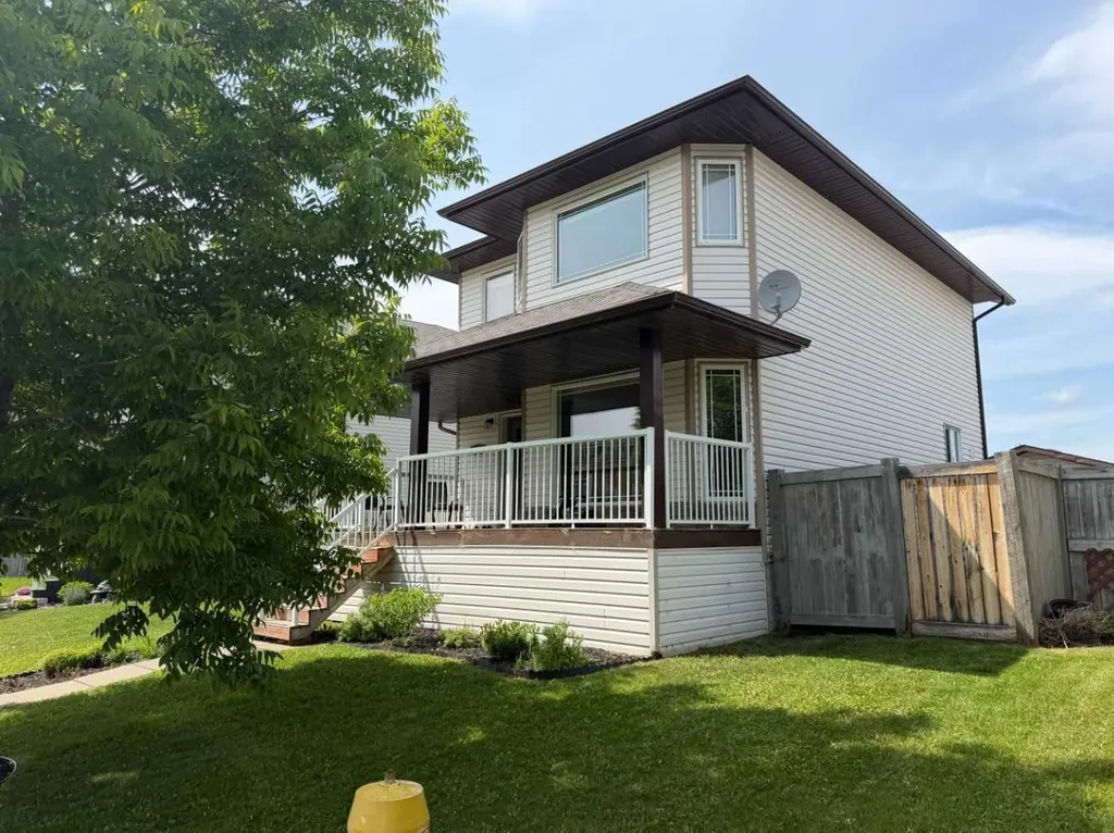 158 Pinnacle Drive Grande Prairie AB T8W 2Z3