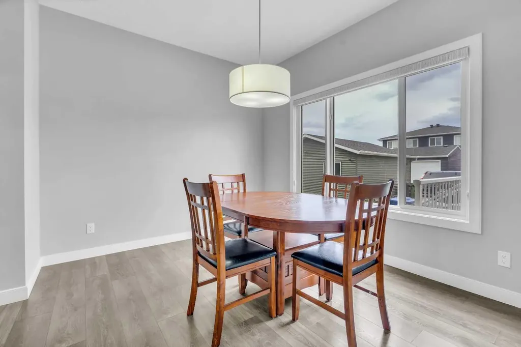 52 Red Embers Manor NE Calgary AB T3N 1K6