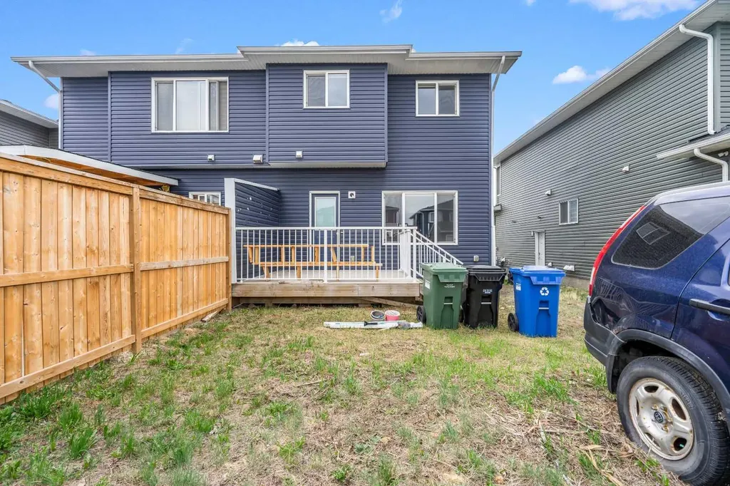 52 Red Embers Manor NE Calgary AB T3N 1K6