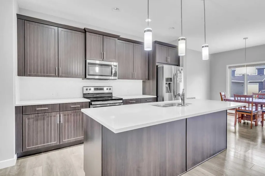 52 Red Embers Manor NE Calgary AB T3N 1K6