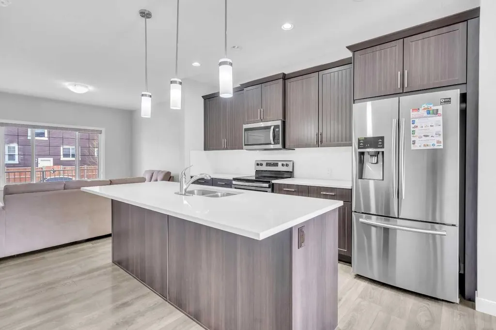 52 Red Embers Manor NE Calgary AB T3N 1K6