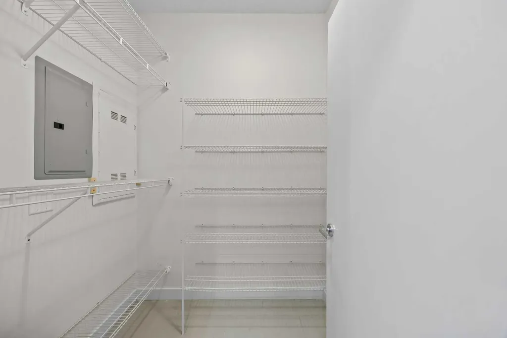 323 20 Avenue SW Calgary AB T2S 2G5