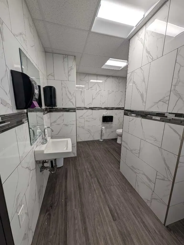 1811 Broadway Avenue E Redcliff AB T0J 2P0