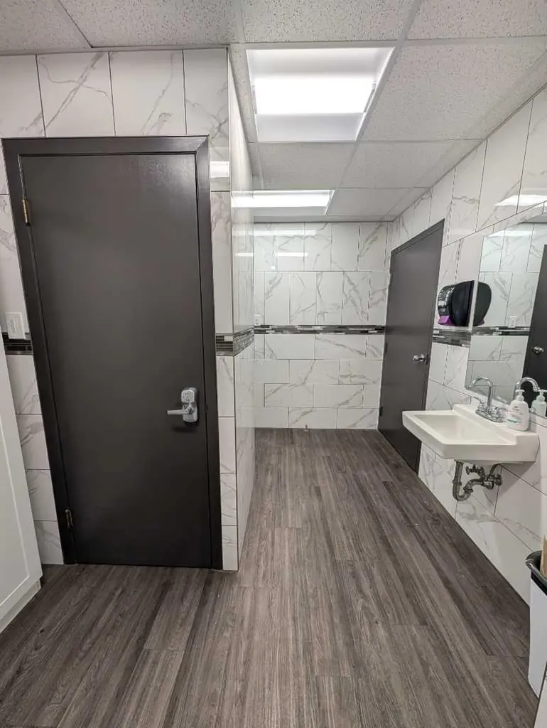 1811 Broadway Avenue E Redcliff AB T0J 2P0