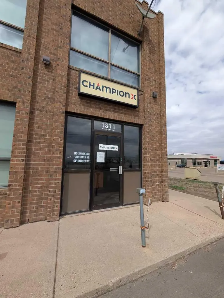 1811 Broadway Avenue E Redcliff AB T0J 2P0