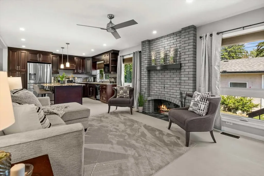 784 Acadia Drive SE Calgary AB T2J 0C5